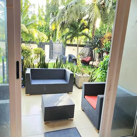 Number 1, Ground Floor Apartment Pereybere Beach Exterior photo